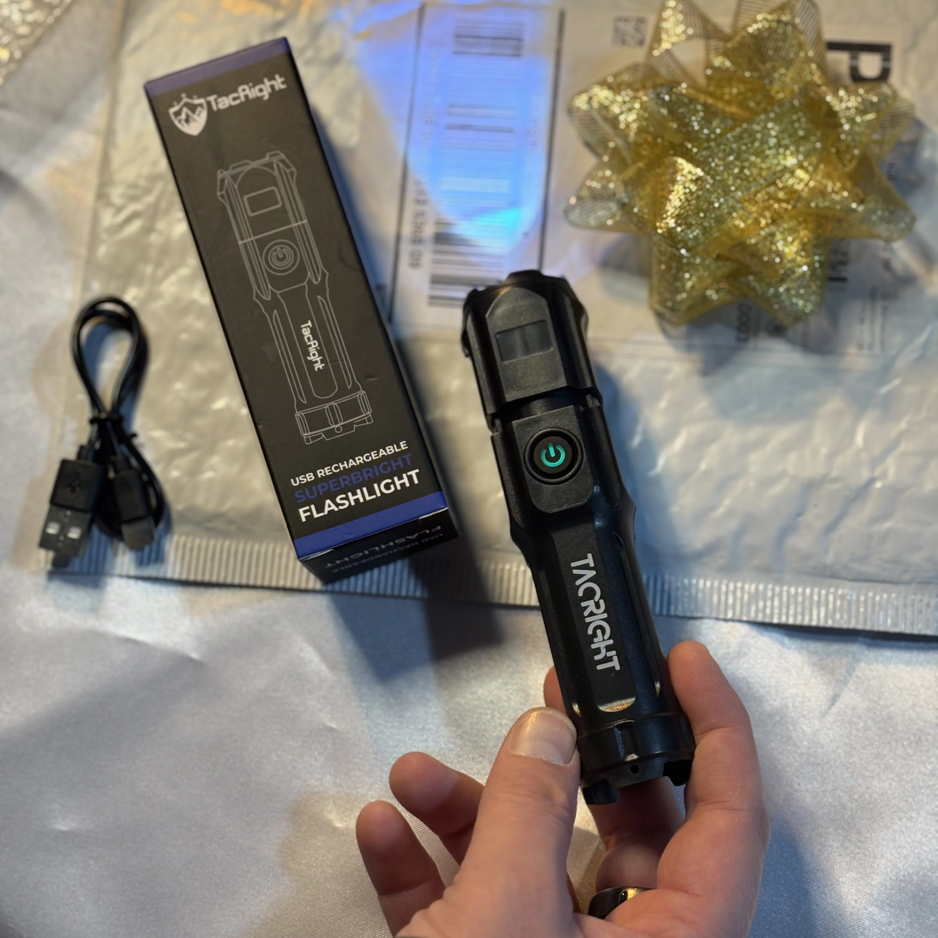 USB Flashlight in use